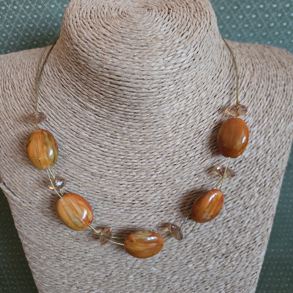 Elegant Beaded Necklace With Wire & Chain Extention